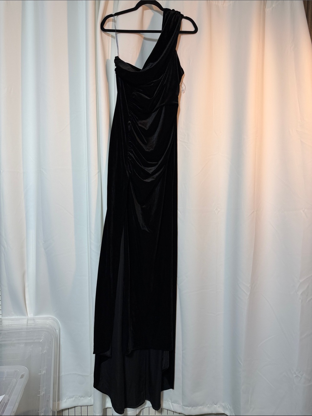 Whimsigoth One-Shoulder Black Stretch Velvet Gown with Train Ruching SZXL R2